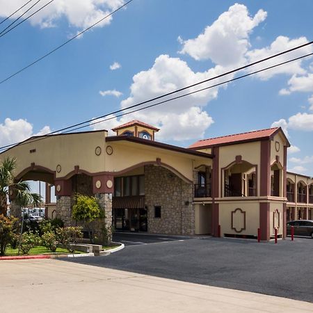 Americas Best Value Inn Buda Dış mekan fotoğraf