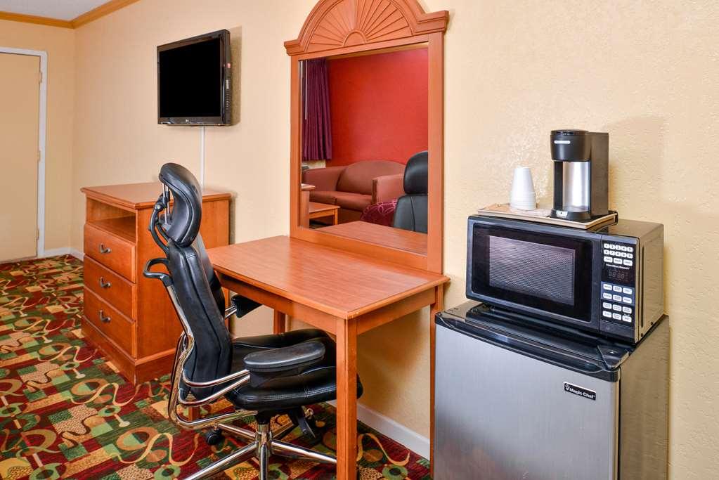 Americas Best Value Inn Buda Dış mekan fotoğraf