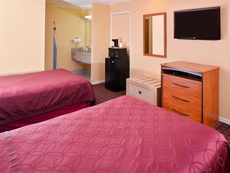 Americas Best Value Inn Buda Dış mekan fotoğraf