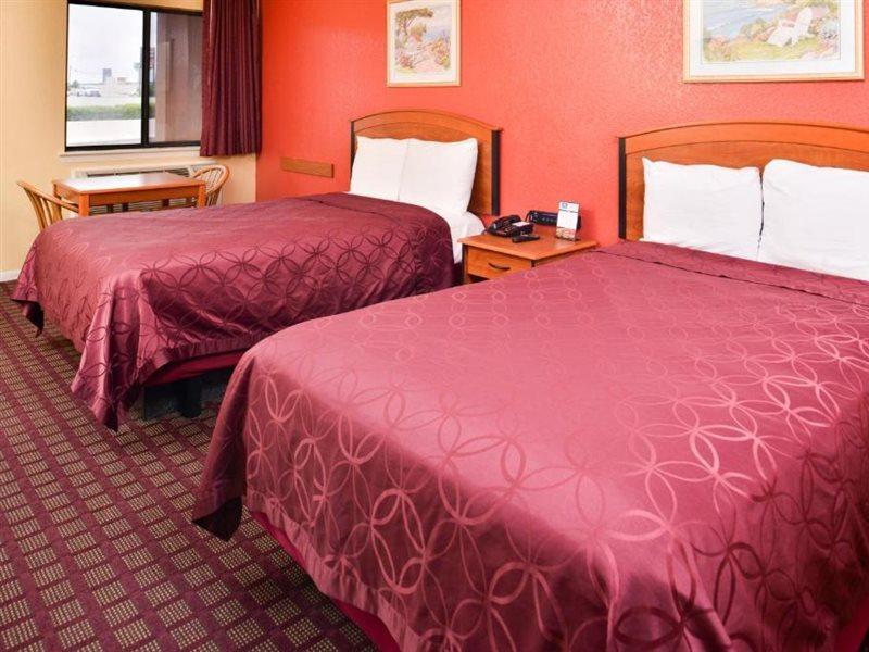 Americas Best Value Inn Buda Dış mekan fotoğraf