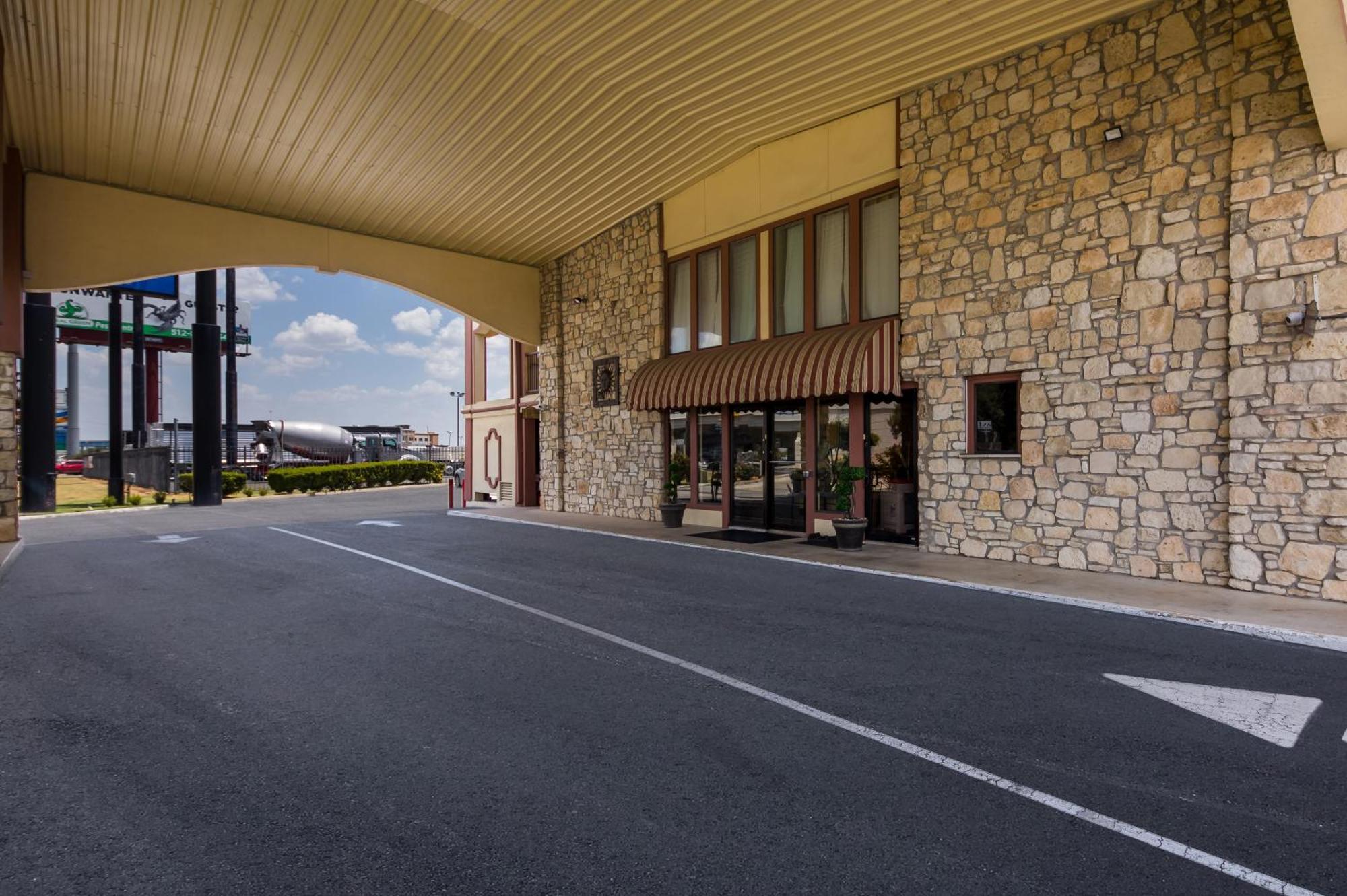Americas Best Value Inn Buda Dış mekan fotoğraf