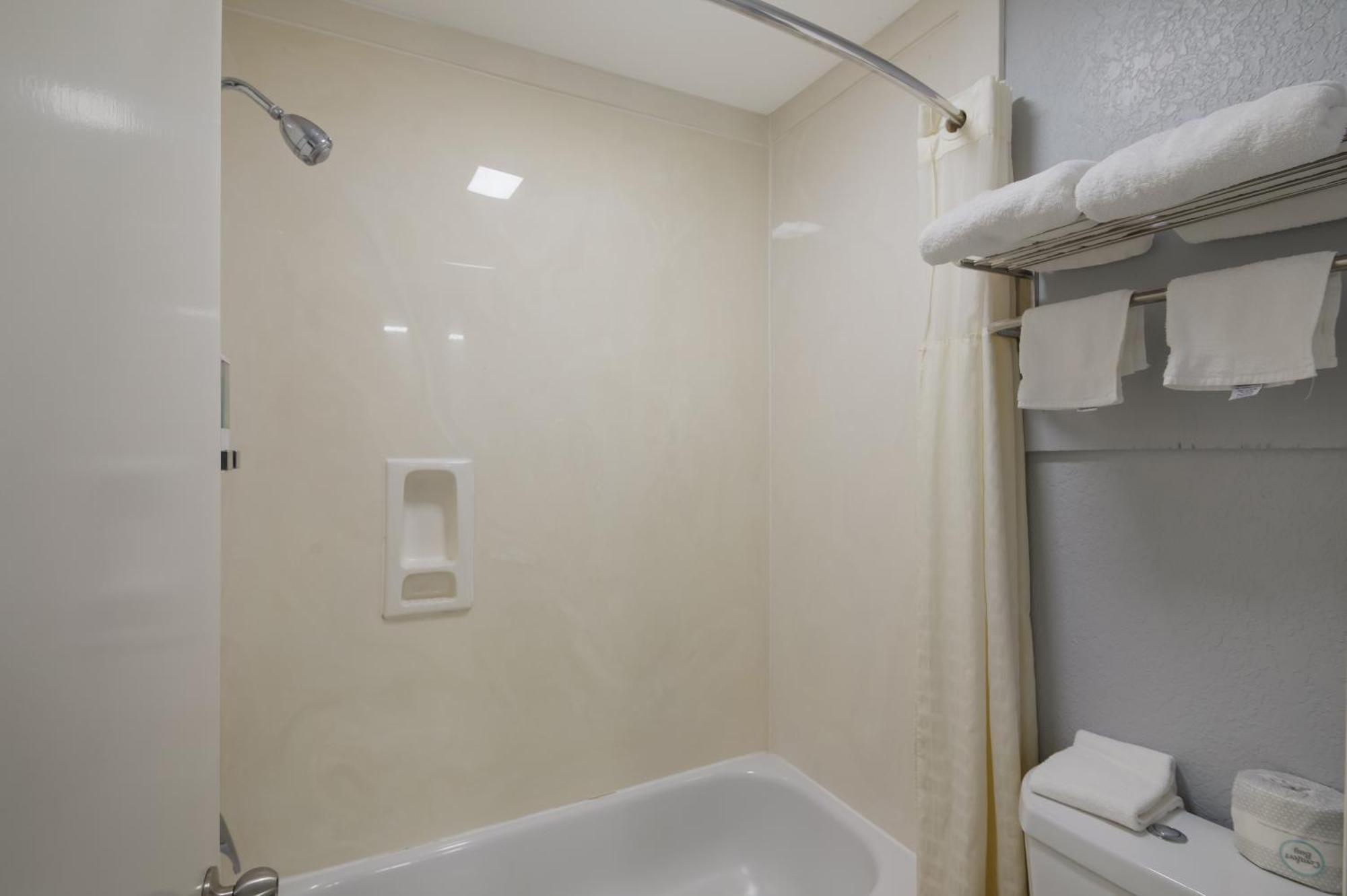 Americas Best Value Inn Buda Dış mekan fotoğraf