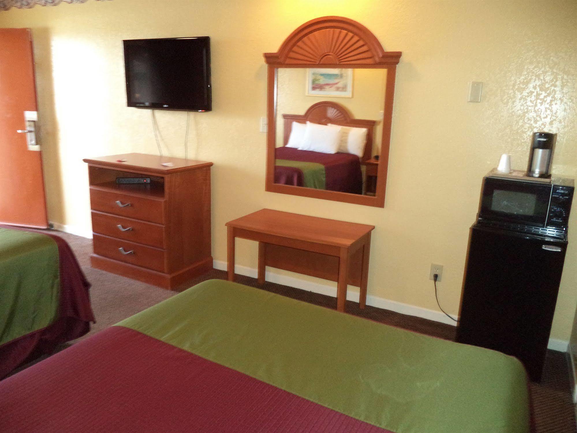 Americas Best Value Inn Buda Dış mekan fotoğraf